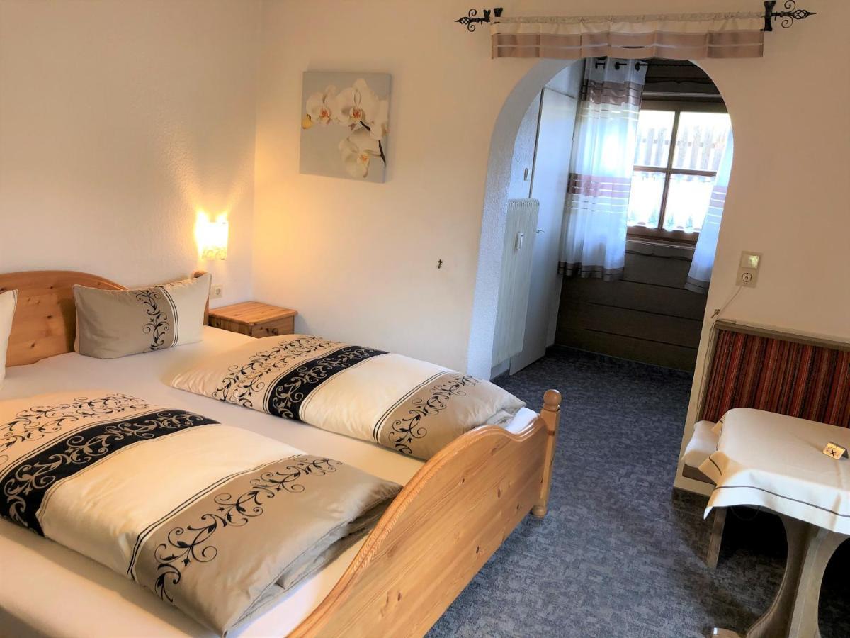 Gaestehaus Am Kurparkweg Hotel Reit im Winkl Bagian luar foto