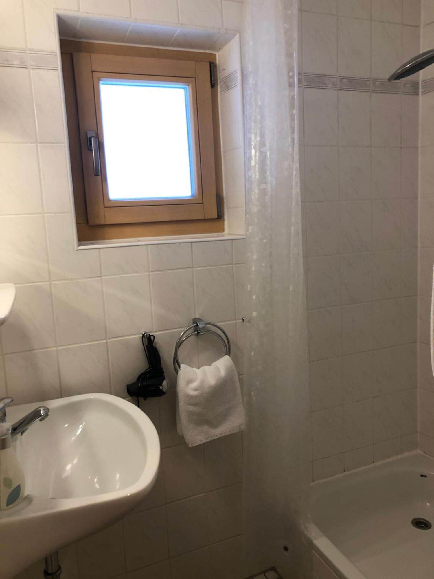 Gaestehaus Am Kurparkweg Hotel Reit im Winkl Ruang foto